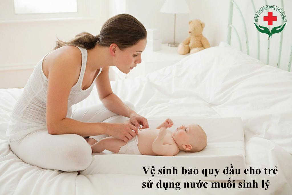 ve-sinh-bao-quy-dau-cho-tre - Copy