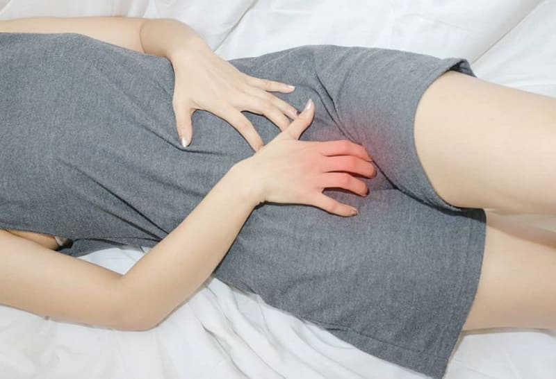 nguyên nhân vùng kín nổi hạt là gì