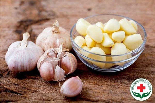có thể dùng tỏi trị viêm bao quy đầu được không