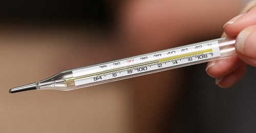 thân nhiệt tăng có phải có thai không